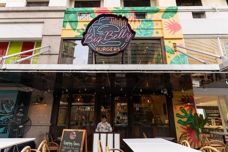 Big Belly Burger Bar BGC in BGC
